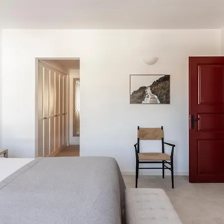 Vedema, A Luxury Collection Resort, Santorini 5*