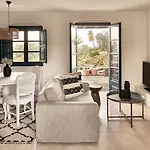 Vedema, A Luxury Collection Resort, Santorini 5*