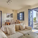 Курортный комплекс Vedema, A Luxury Collection Resort, Santorini