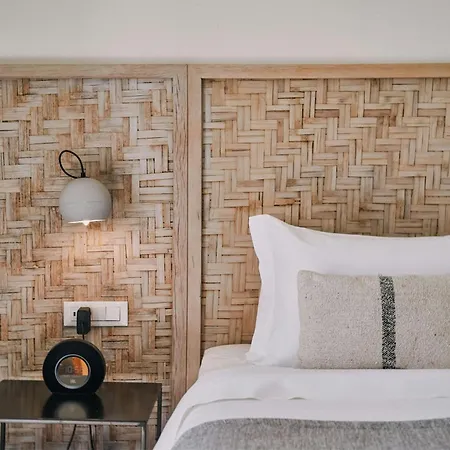 Vedema, A Luxury Collection Resort, Santorini Resort Megalokori