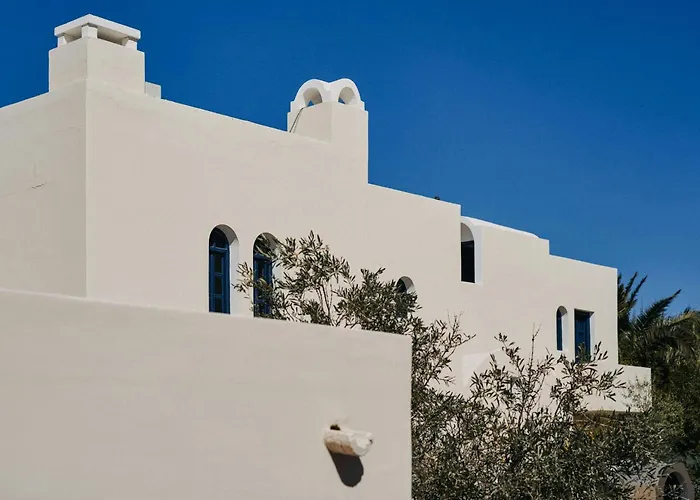Vedema, A Luxury Collection Resort, Santorini Resort Megalokori